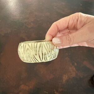 Textured Cream Bangle Bracelet